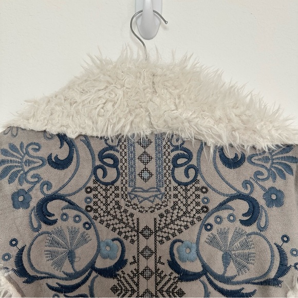 Johnny Was boho suede shearling jacket - Picture 4 of 6